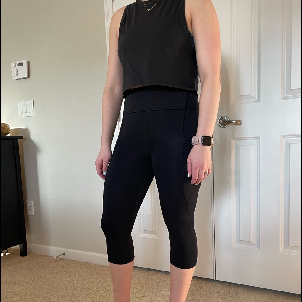 Lululemon Crop tights leggings - six 6
